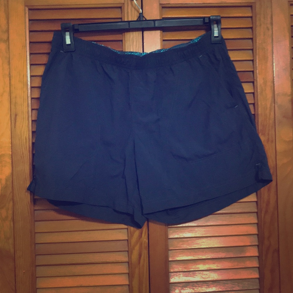 Columbia hiking shorts